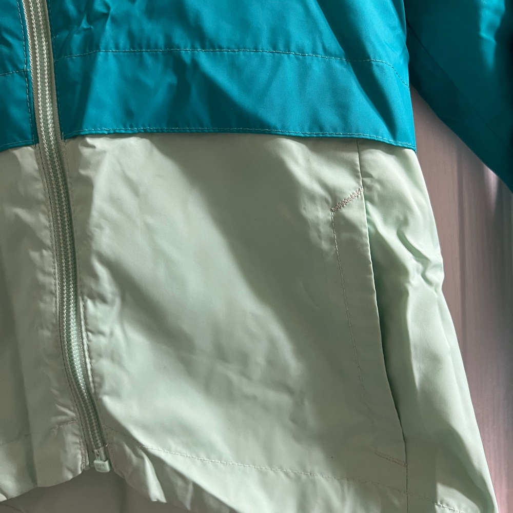 Girls/Boys Columbia Turquoise and Light Green Jacket - Picture 3 of 7